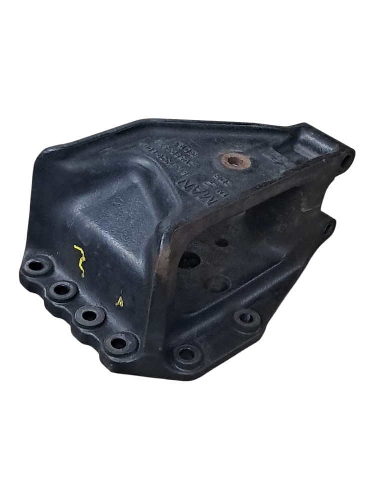 Suporte Dianteiro L.Esquerdo Mola Truck SUSPENSYS MAN TGX 2