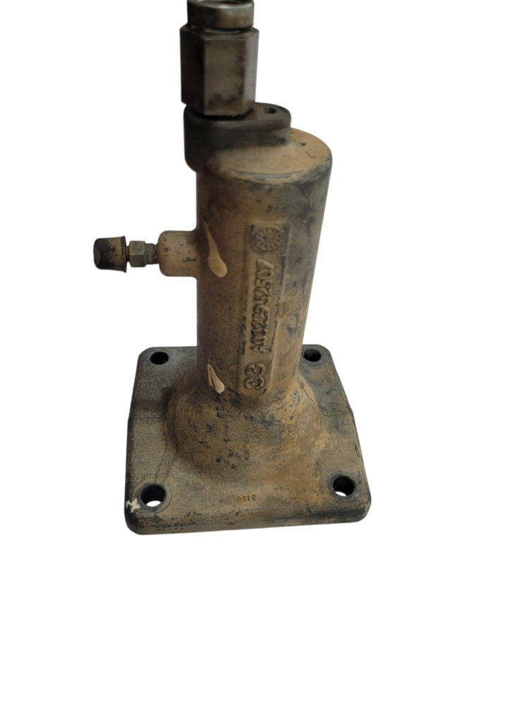 Cilindro Auxiliar Embreagem Mb Accelo 815 2