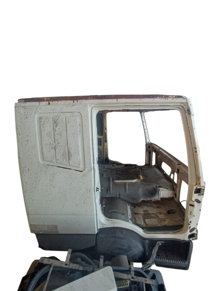 Carcaca Cabine Iveco Stralis 570S 3