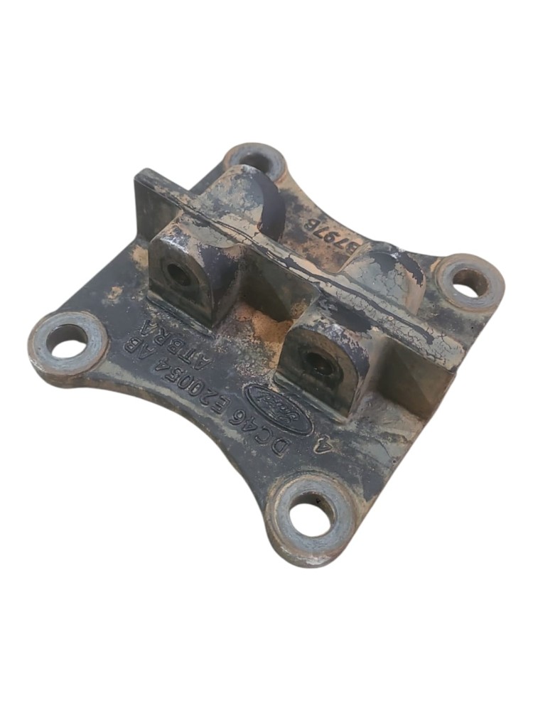 Gancho Interno Degrau Ford Cargo 2842 2014 VK118 2