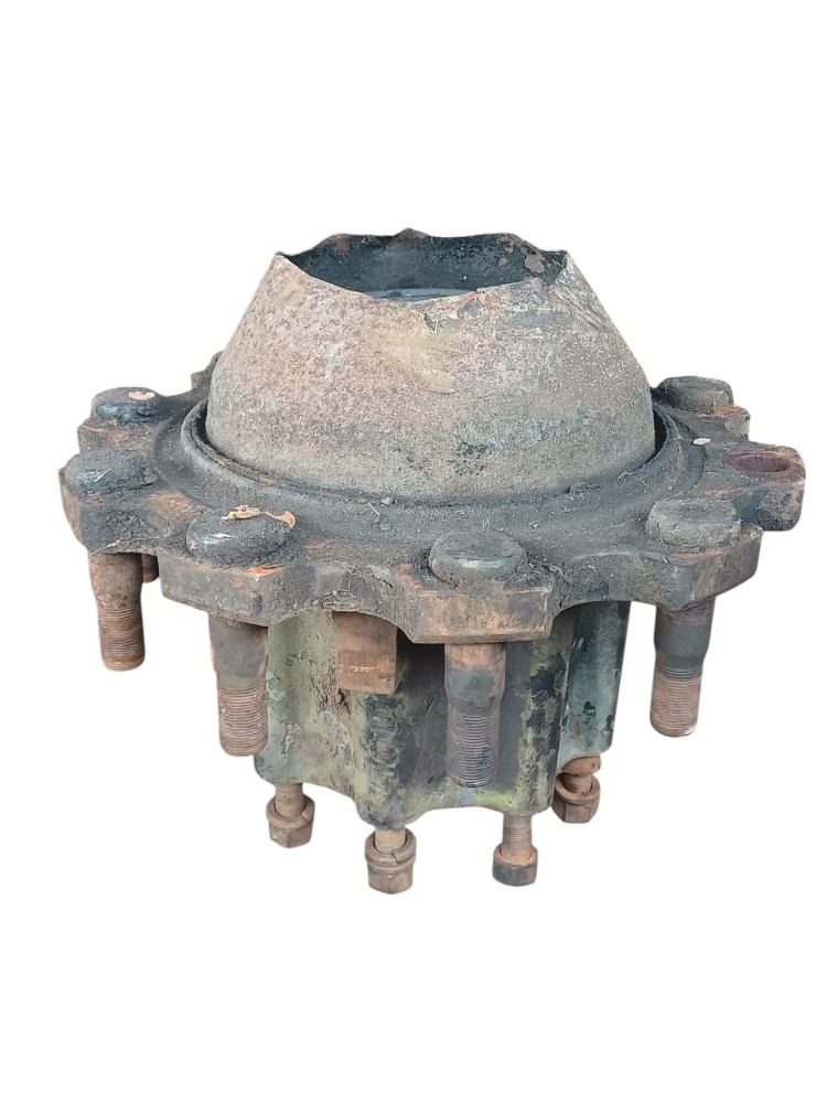 Cubo Roda Tracao Volvo VM 260 5