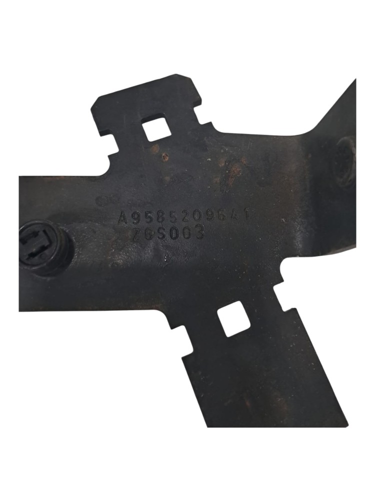 Suporte Paralama Painel Mb Axor 2644 2020 N43 2