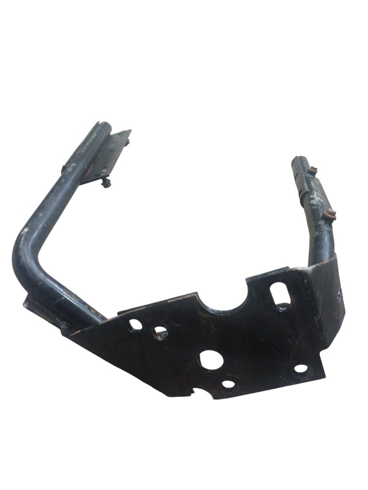Suporte Paralama Volvo Vm Dianteiro Esquerdo 6