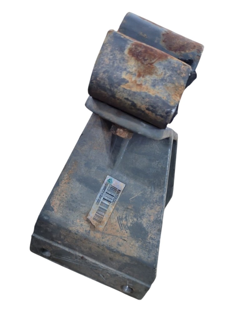 Suporte Motor Sinotruck Howo Dianteiro 4