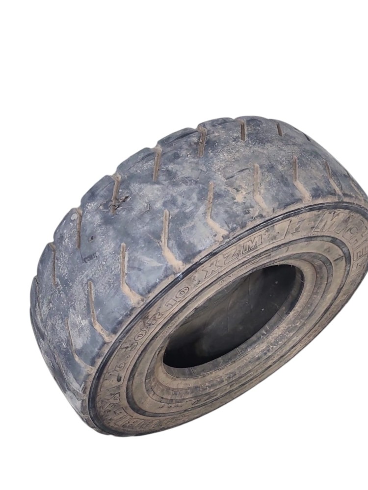 Pneu Empilhadeira Michelin 700R12 4