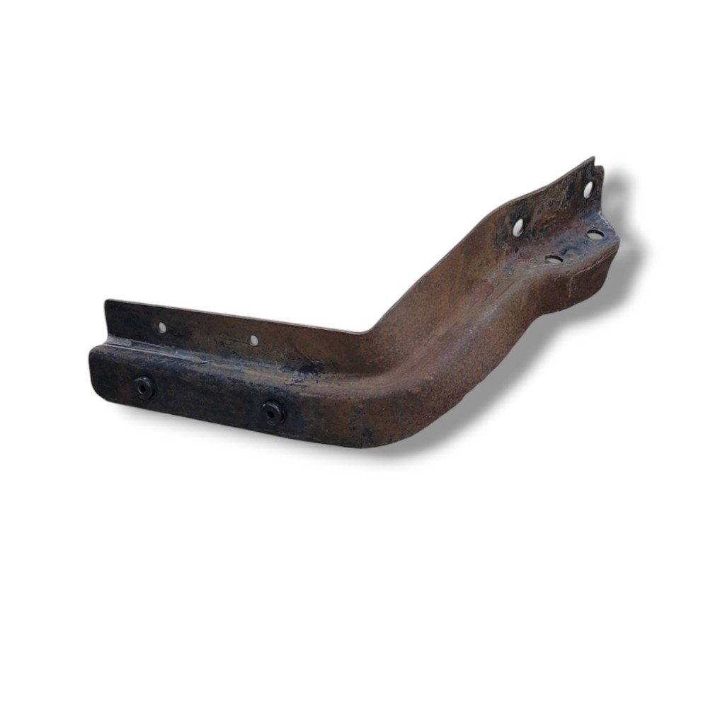 Suporte Paralama Ford Cargo 1