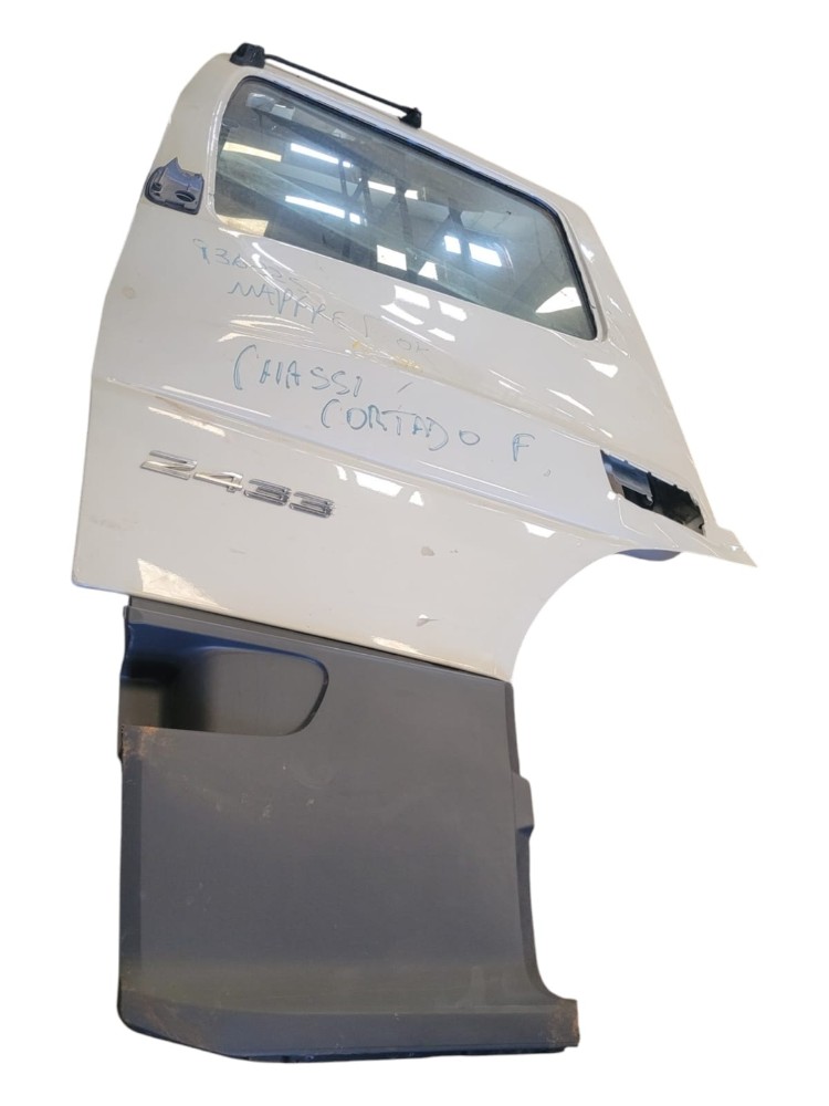 Porta Mb Atego 2433 Dianteira Esquerda  Dianteira Esquerda 2