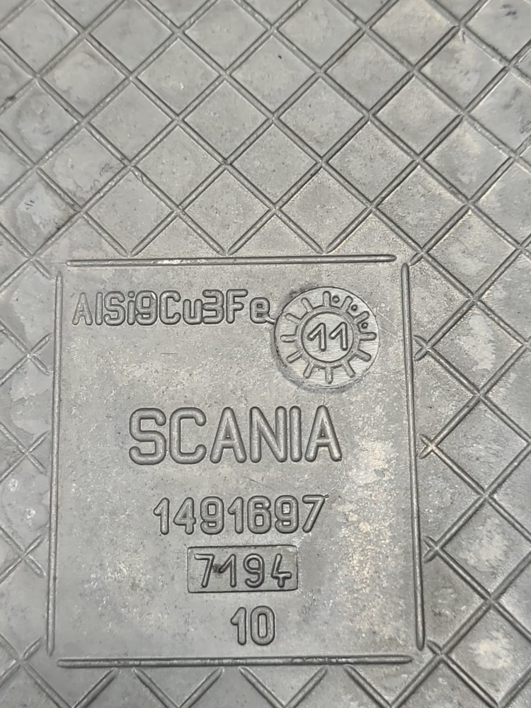 Tampa Valvula Motor Scania 440 5