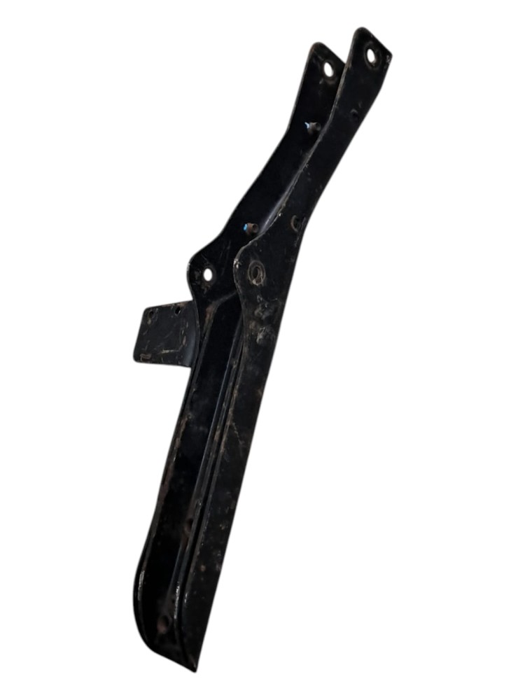 Suporte Traseiro Cabine Vw Constellation 5