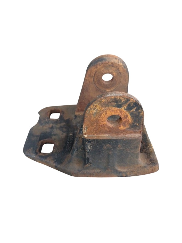Suporte Fixação Cabine Direito Vw 8120 2010 1