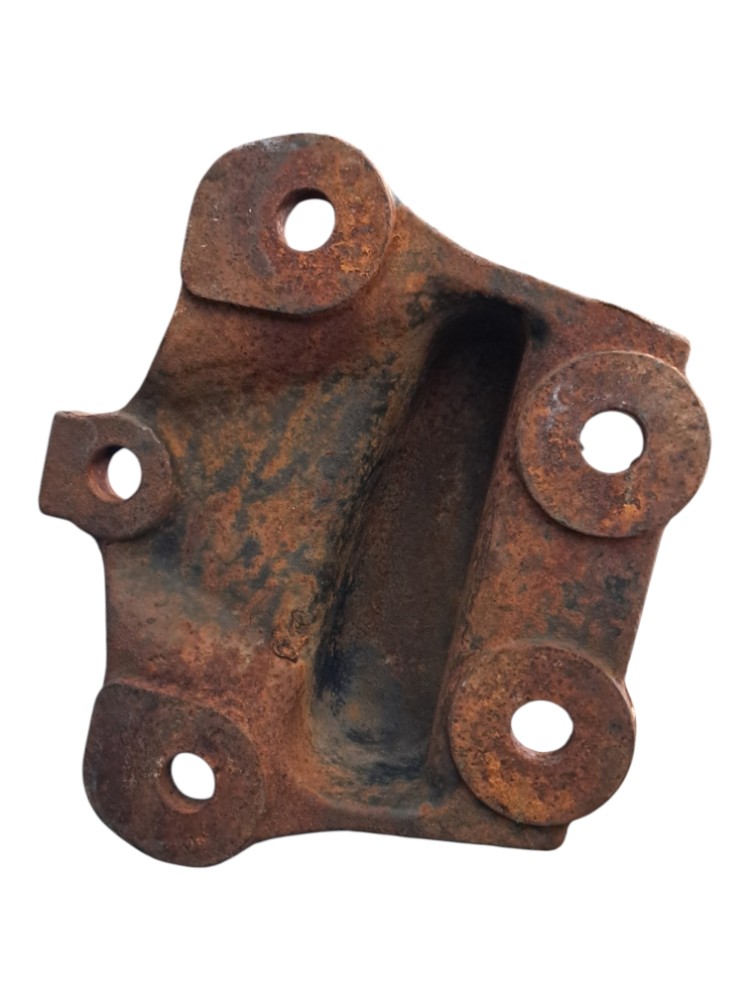 Suporte Mola Traseiro Esquerdo Vw Ford Cargo 1990 5