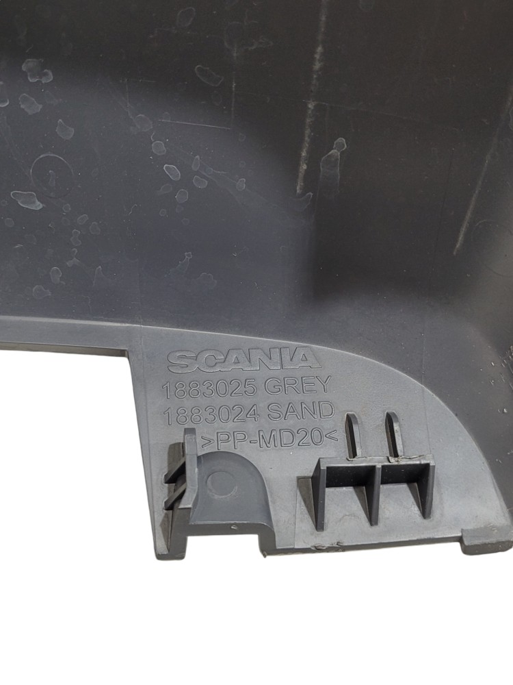 Acabamento Porta Objeto Scania 5