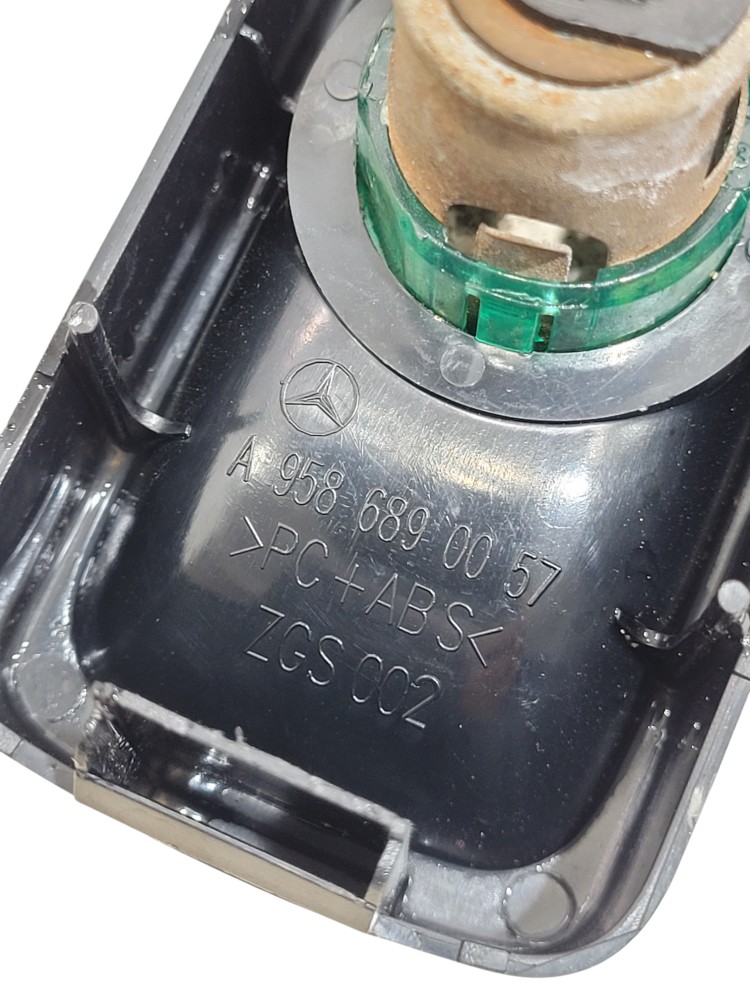 Moldura Acendedor Mb 6