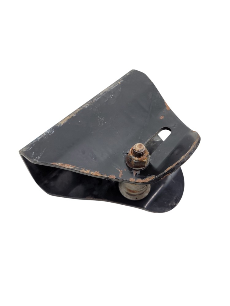 Suporte Tranca Cabine Vw Constellation 1