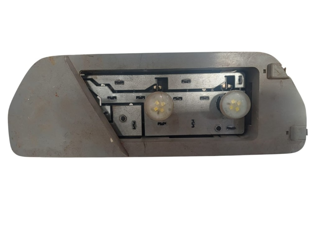 Luz Teto Superior Scania Serie 6 Esquerdo 3