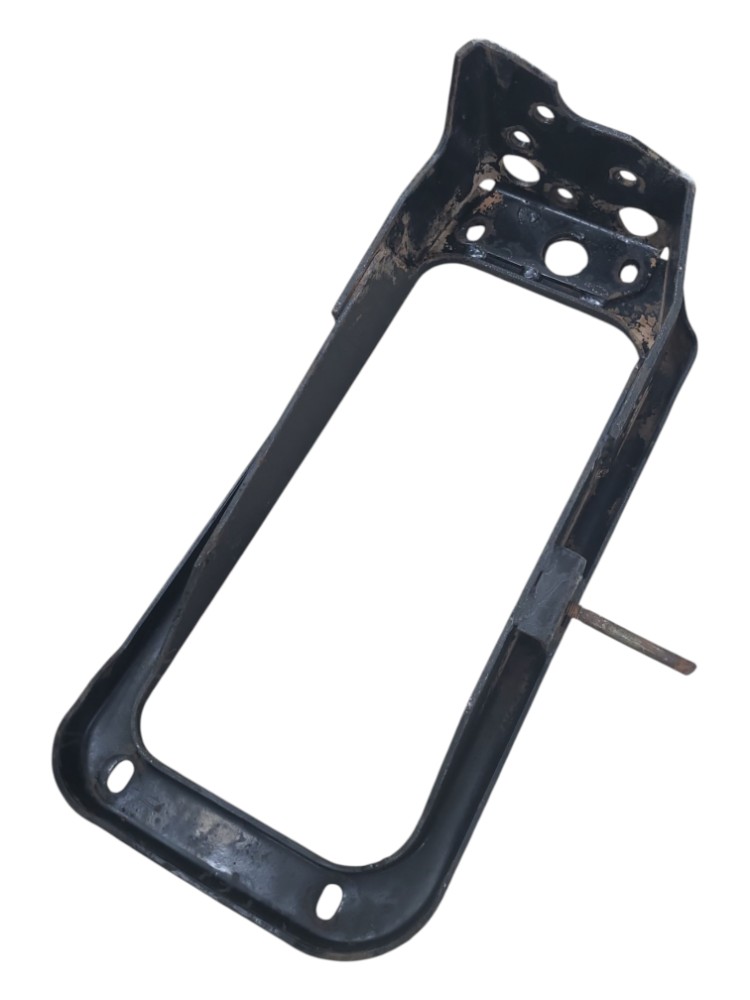 Suporte Parachoque Esquerdo Vw 13180 2