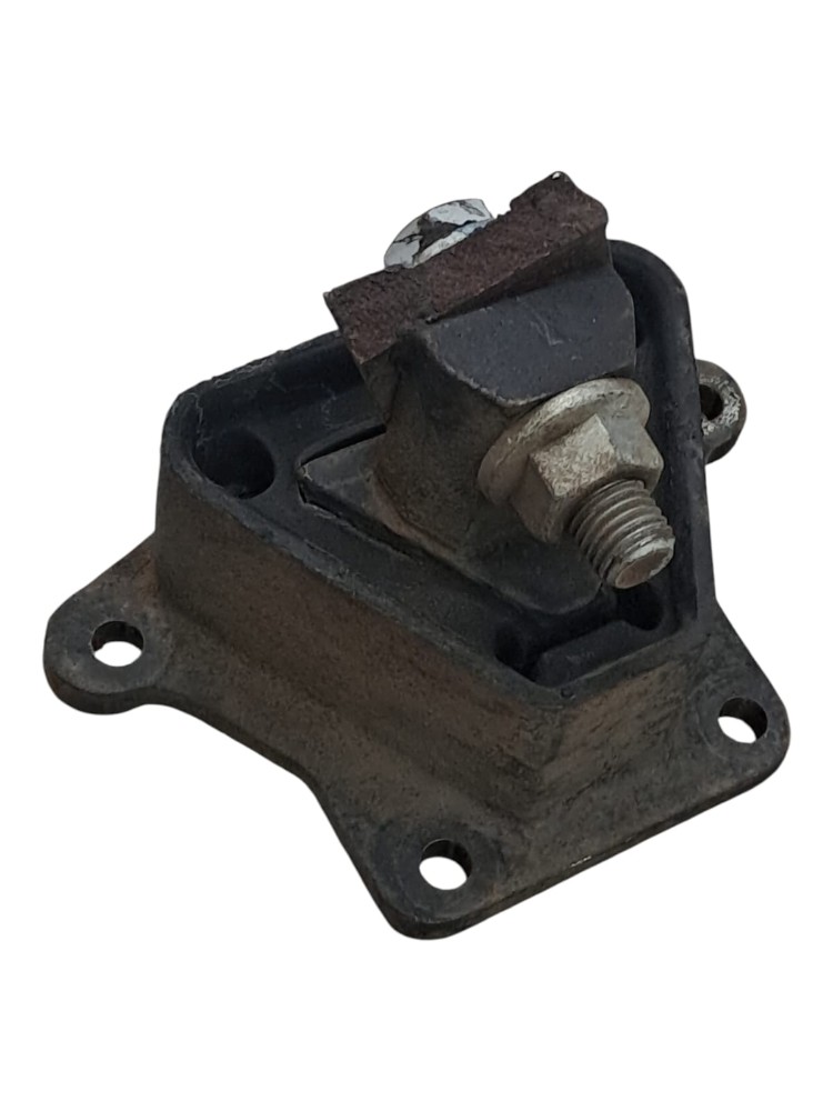 Coxim Dianteiro Motor Iveco Tector 3