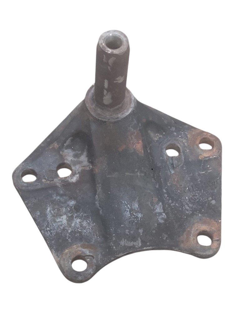 Suporte Mola Traseiro Vw 8140 1994 A 2000 6