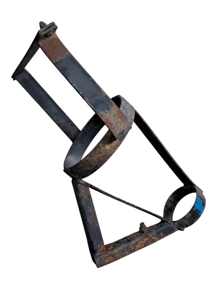 Suporte Cone Sinalizacao Mb Atego 2425 3