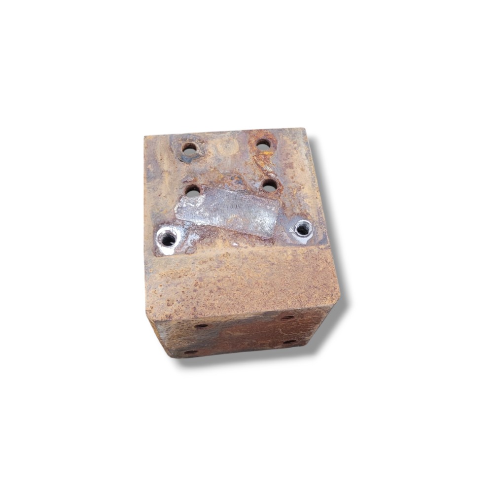 Suporte Alma Parachoque Dianteiro Mb Accelo 1016 2014 VA152 7