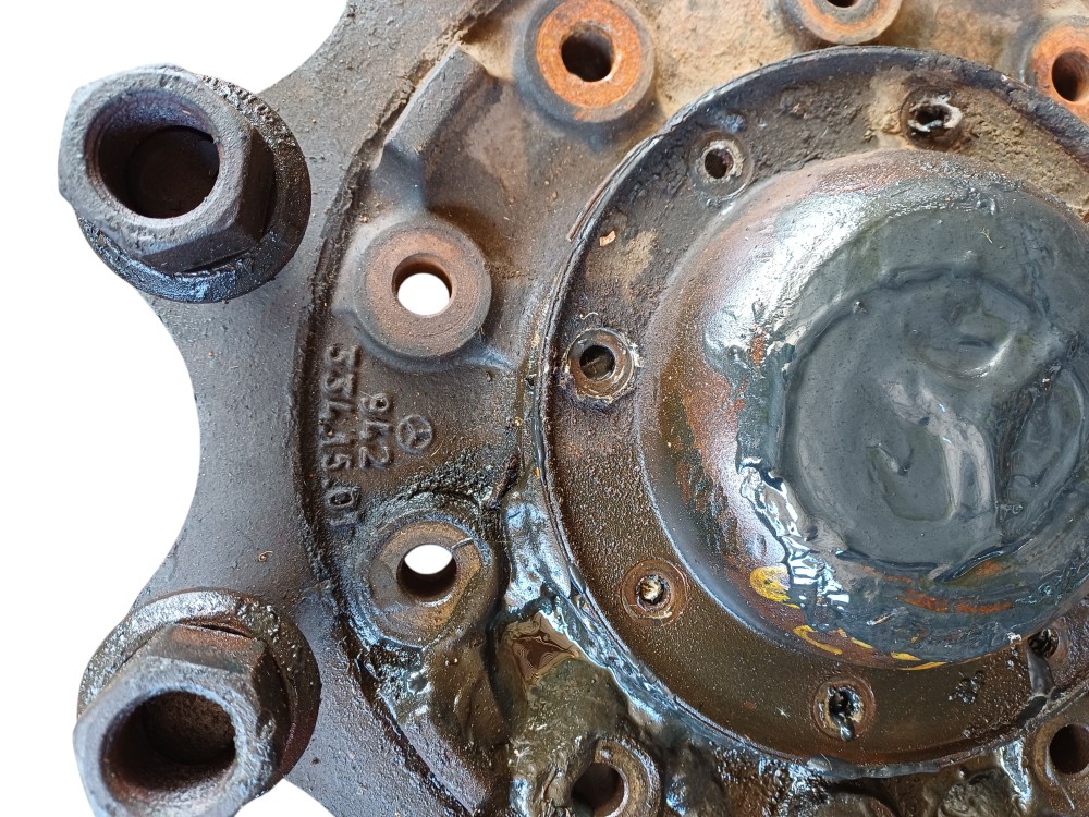 Cubo Dianteiro Mb Axor 6