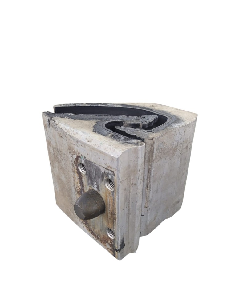 Coxim Motor Dianteiro Scania R460 2024 Vo46