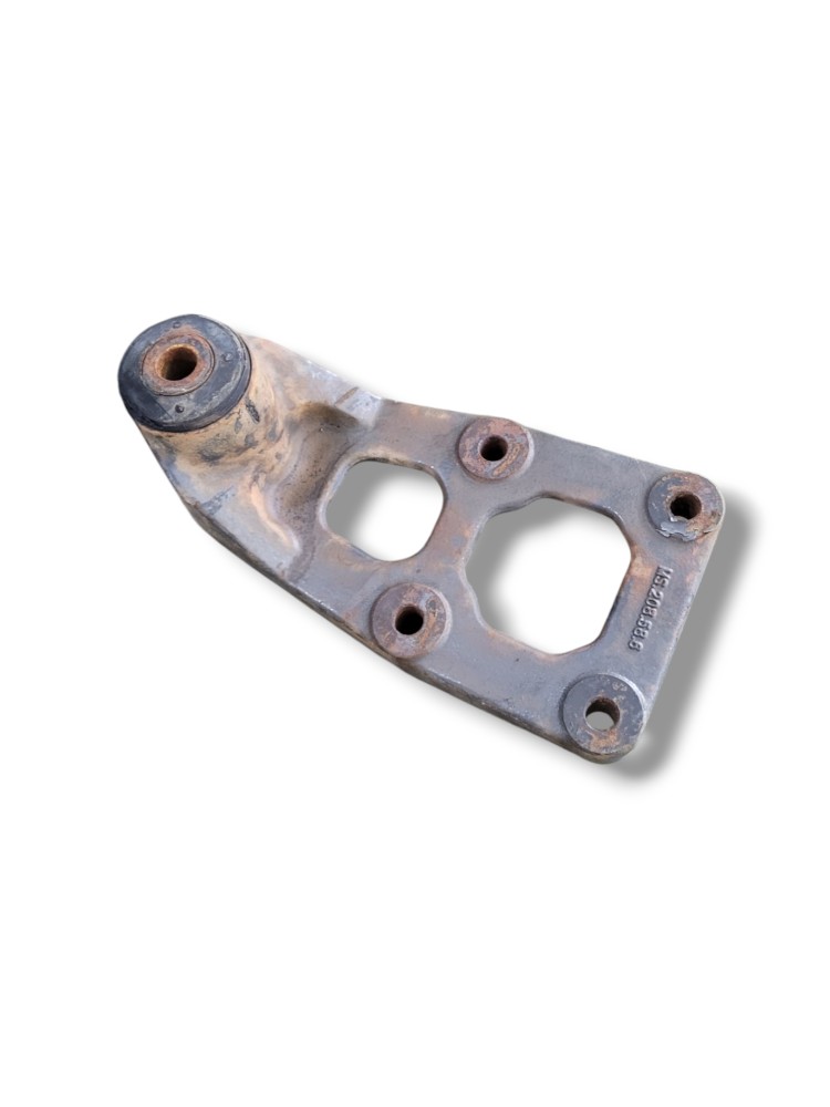 Suporte Mola Dianteiro Volvo Vm 240 Vm 260 1