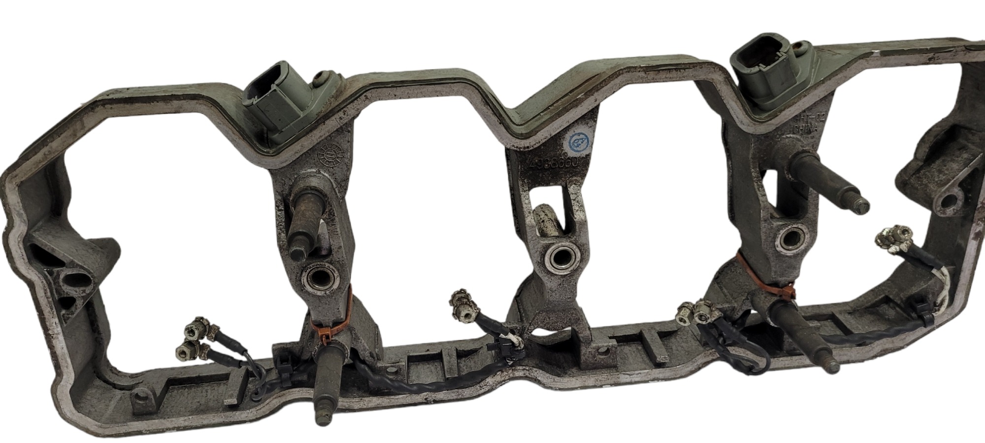 Base Tampa Valvula Motor Cummins Ford Cargo 4938660 3