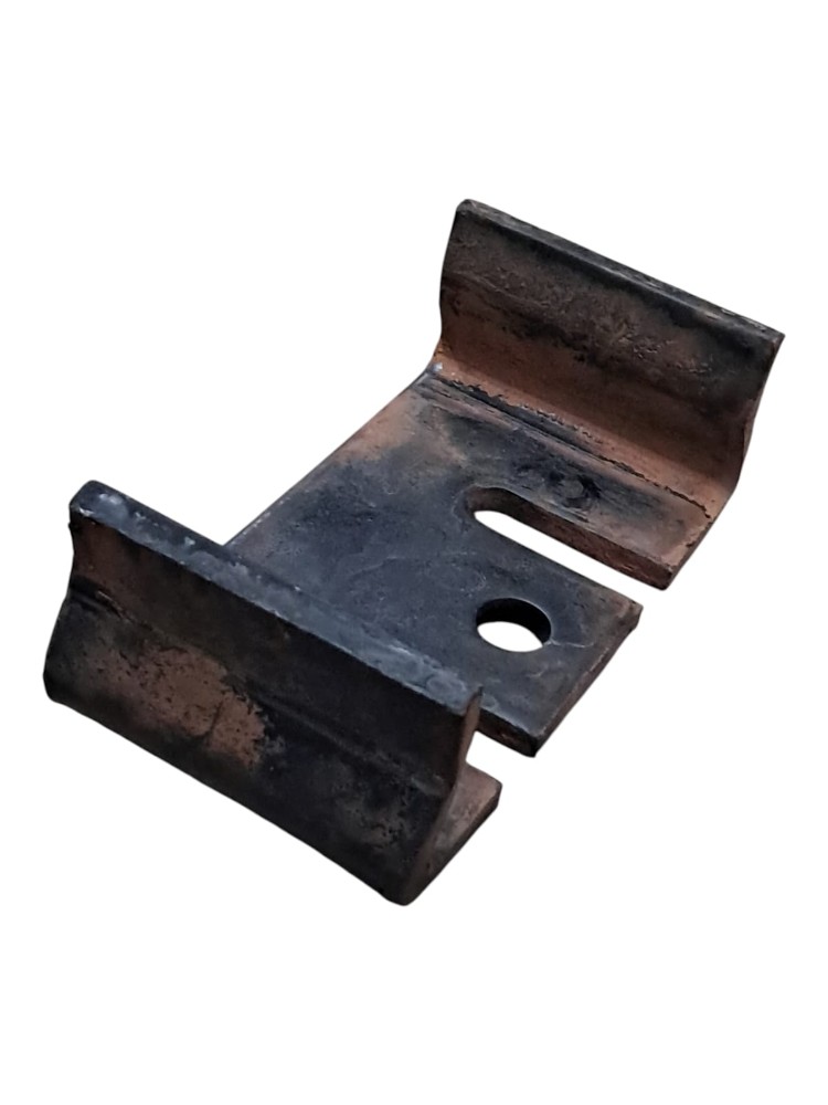 Apoio Coxim Dianteiro Calco Motor Mb 1313 1513 2013 2213 3
