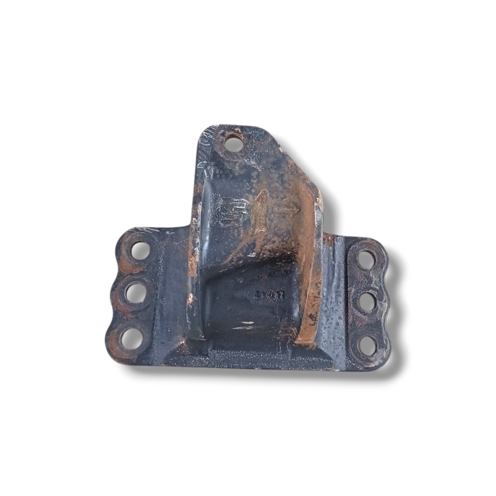 Suporte Mola Traseira Esquerda Vw 25.390 2013 Vn41 1