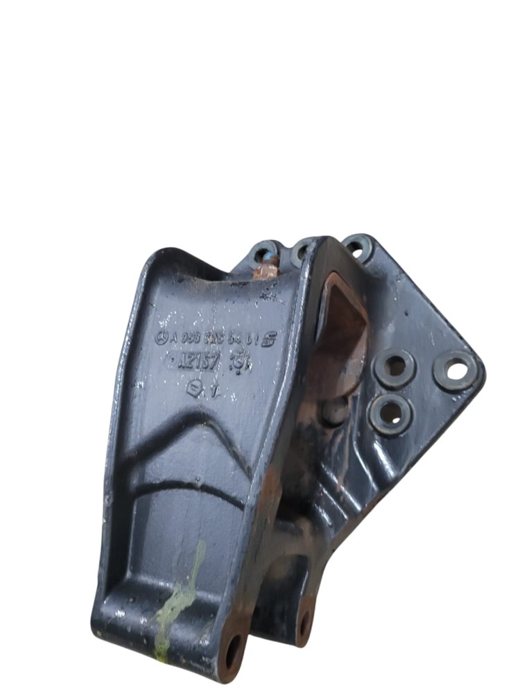 Suporte Caixa Bateria Mb Atego Dianteiro 5