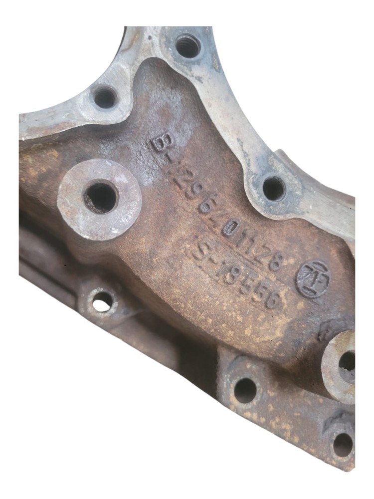 Tampa Carcaca Traseira Cambio Iveco Zf 8s1350 5