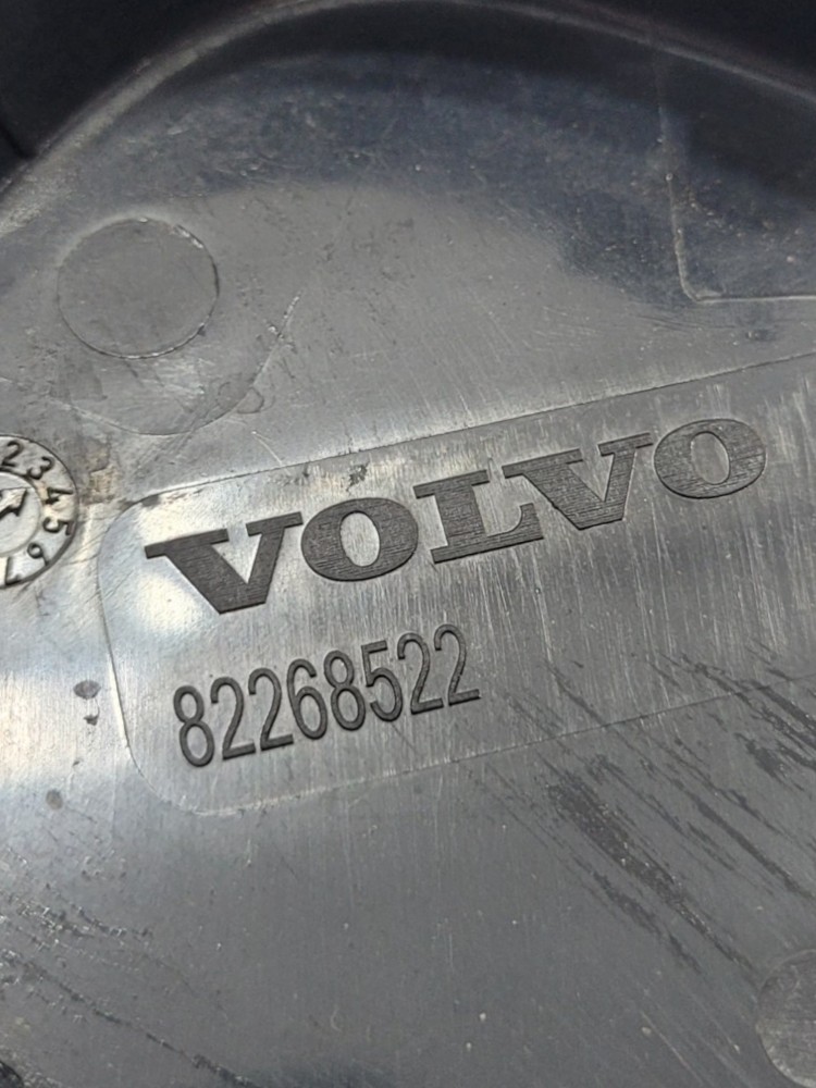 Acabamento Superior Retrovisor Volvo Fh 2022 Vn143 Preto 7
