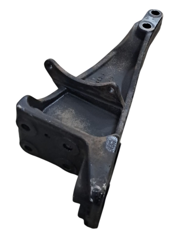 Suporte Barra Torcao Cabine L. Direito Mb Axor 5