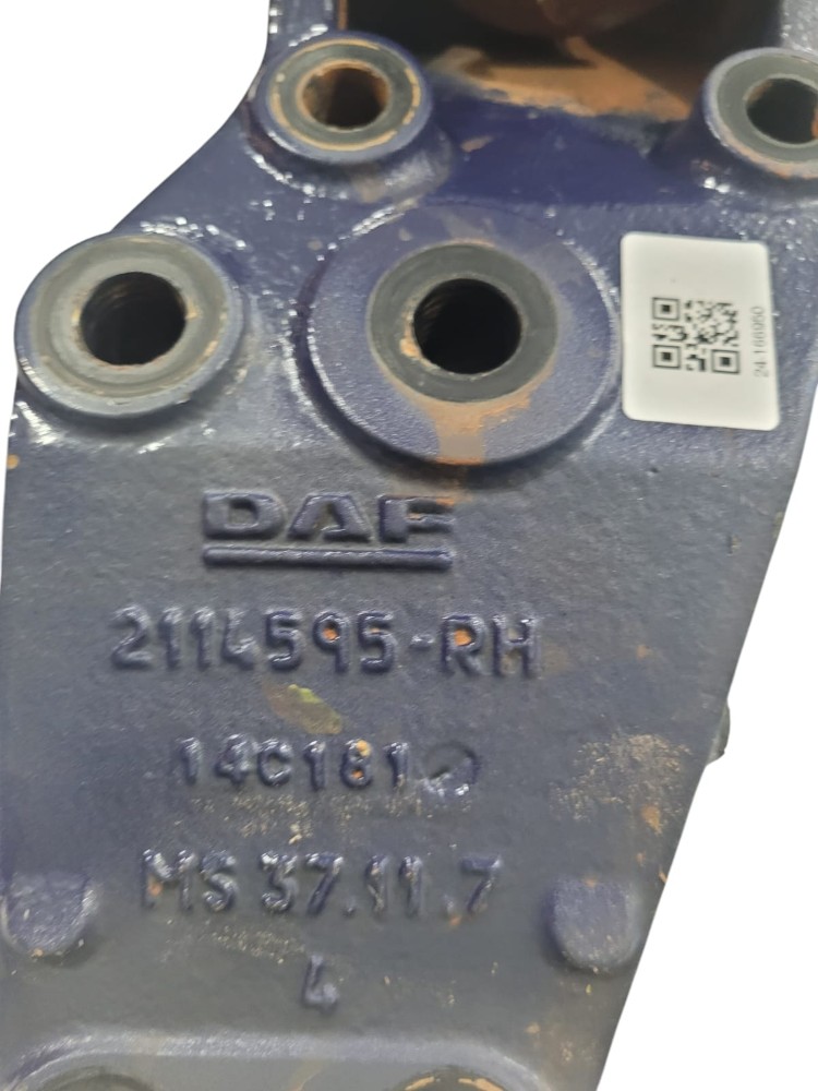 Suporte Cabine Daf Xf Direito 6