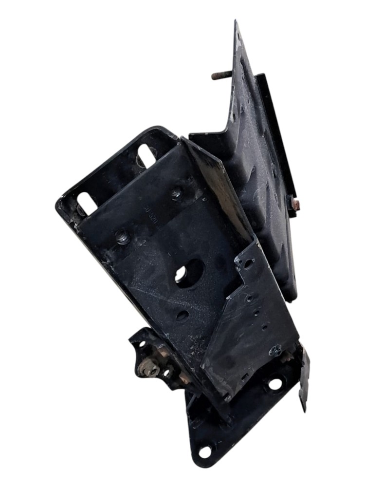Suporte Estribo L.D. Acesso Cabine Mb Actros 2651 2019 VN187 3