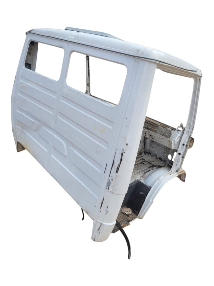 Cabine Mb 710 2011 5