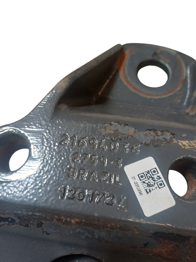 Suporte Barra Tensora Volvo Fh4 Fm4 Direito 7