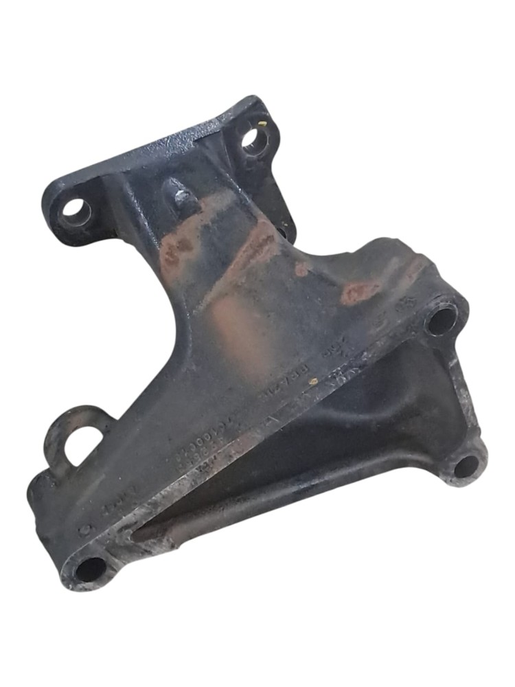 Suporte Caixa Direcao Hidraulica Vw Constellation 4