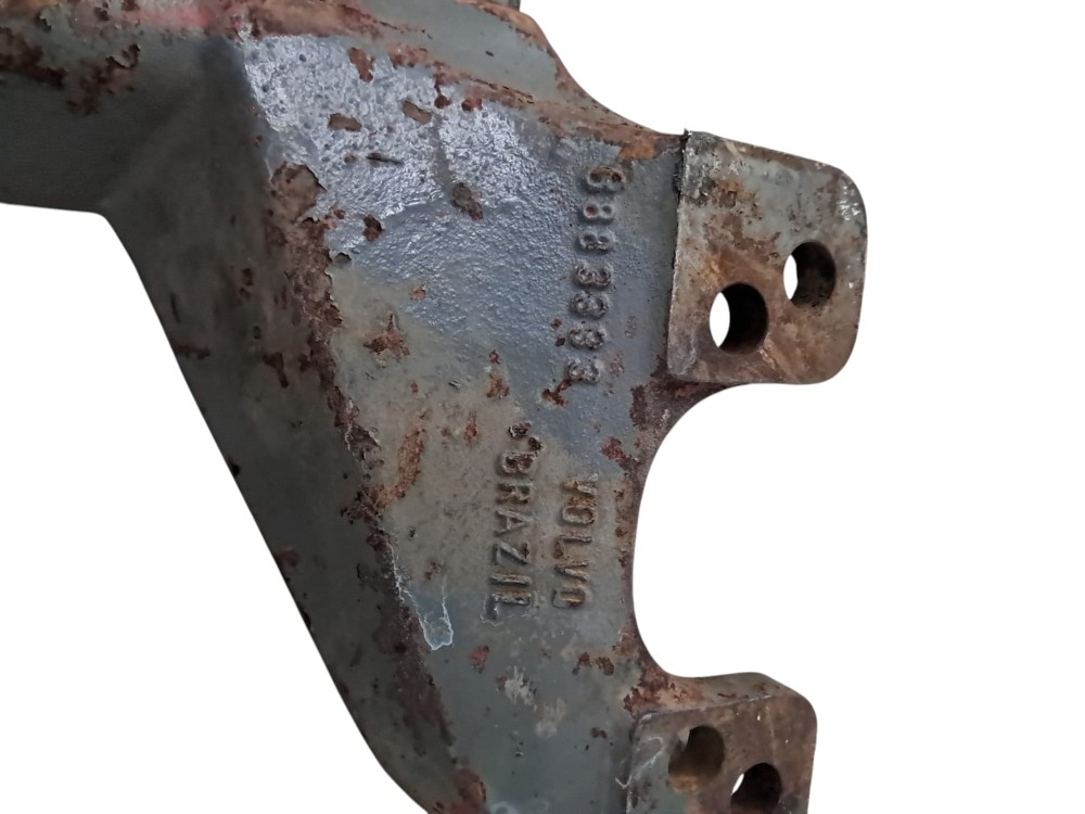 Suporte Eixo Cuica Volvo Equerdo 4