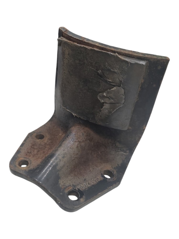 Suporte Auxiliar Contra Feixe Mola Vw 8150 8140 5