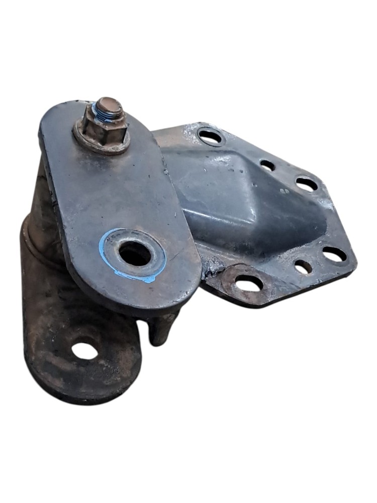 Suporte Feixe Mola Ford Cargo 3