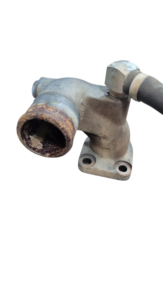Tubo Agua Valvula Termostatica Ford Cargo 5