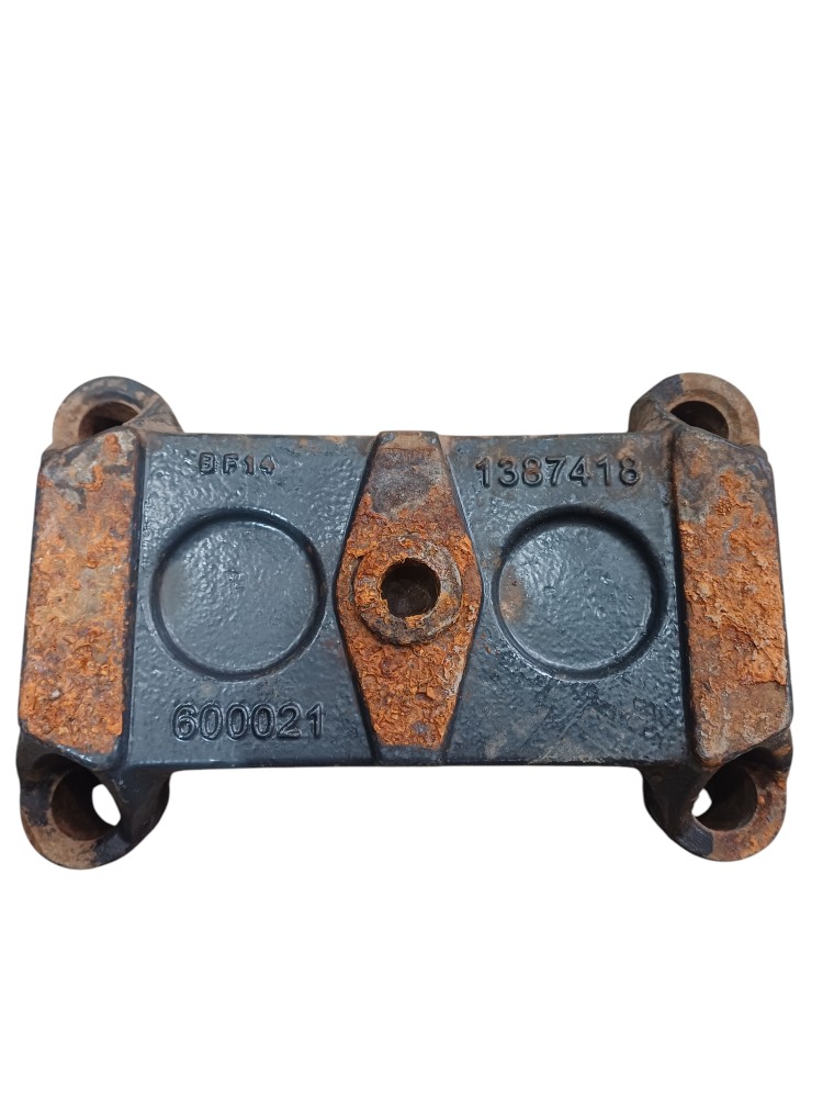 Suporte Feixe Mola Fixacao Diferencial Scania 1
