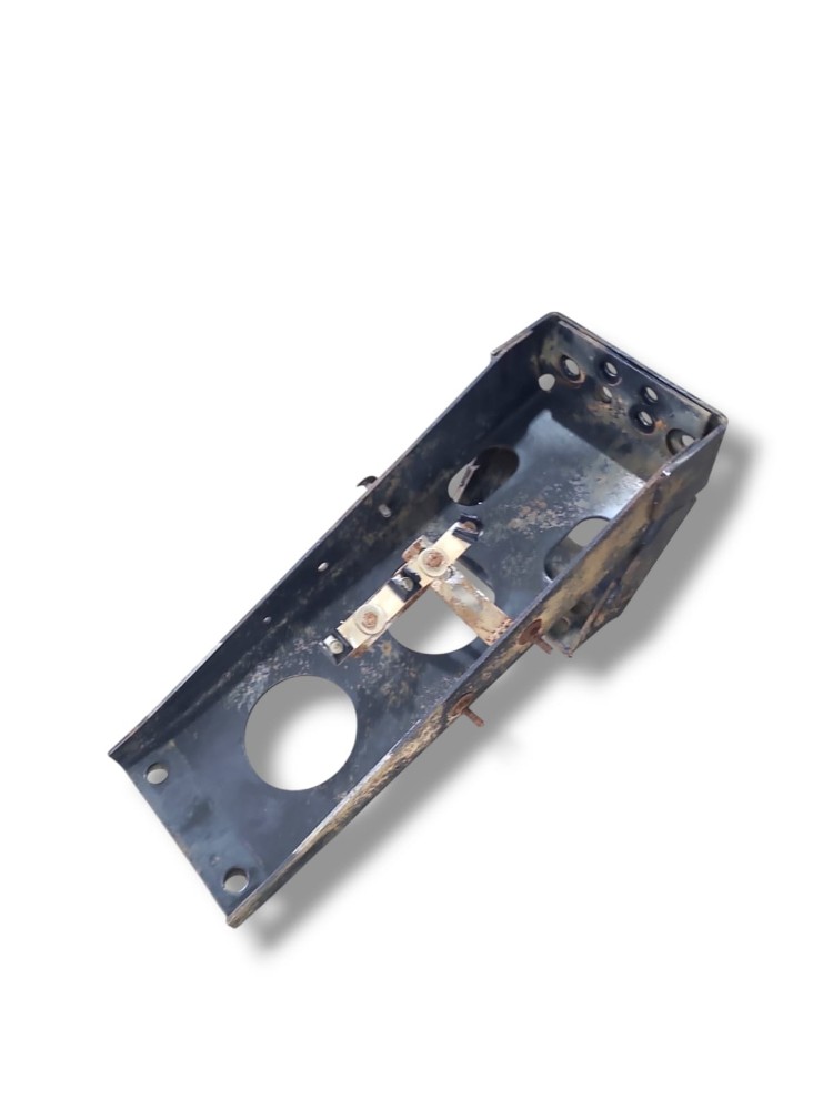 Suporte Parachoque Dianteiro Vw 8150 2004 A148 1