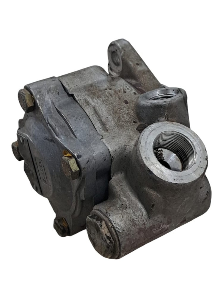 Bomba Direcao Hidraulica Vw Constellation MAN D0834 4