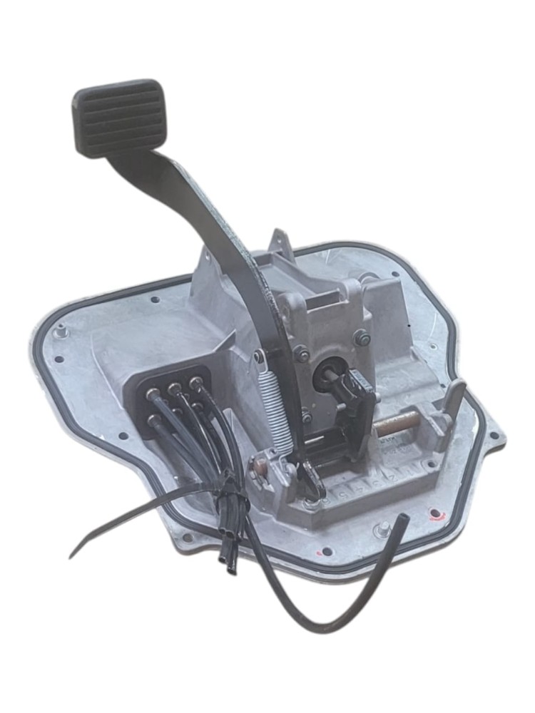 Caixa Pedal Freio DAF Xf 530 2023 VO06 1