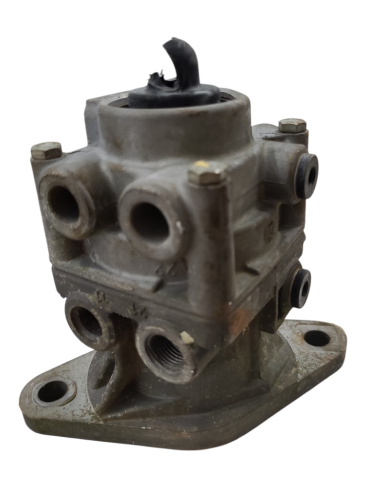 Valvula Pedal Freio Ford Cargo 816 2