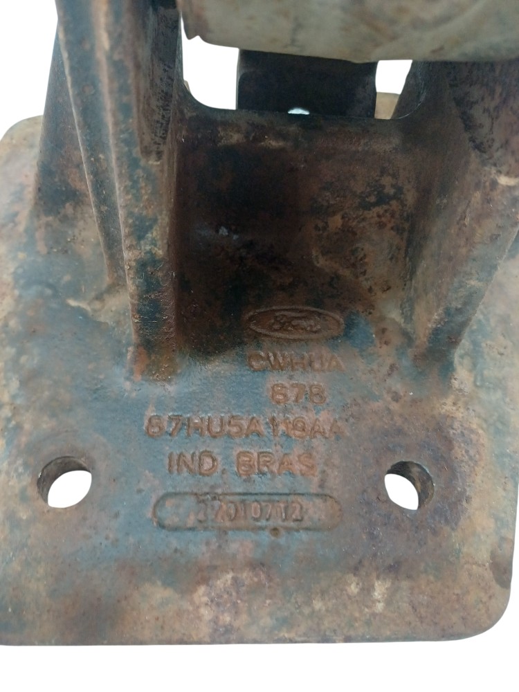 Suporte Base Cabine Ford Cargo Direito 5