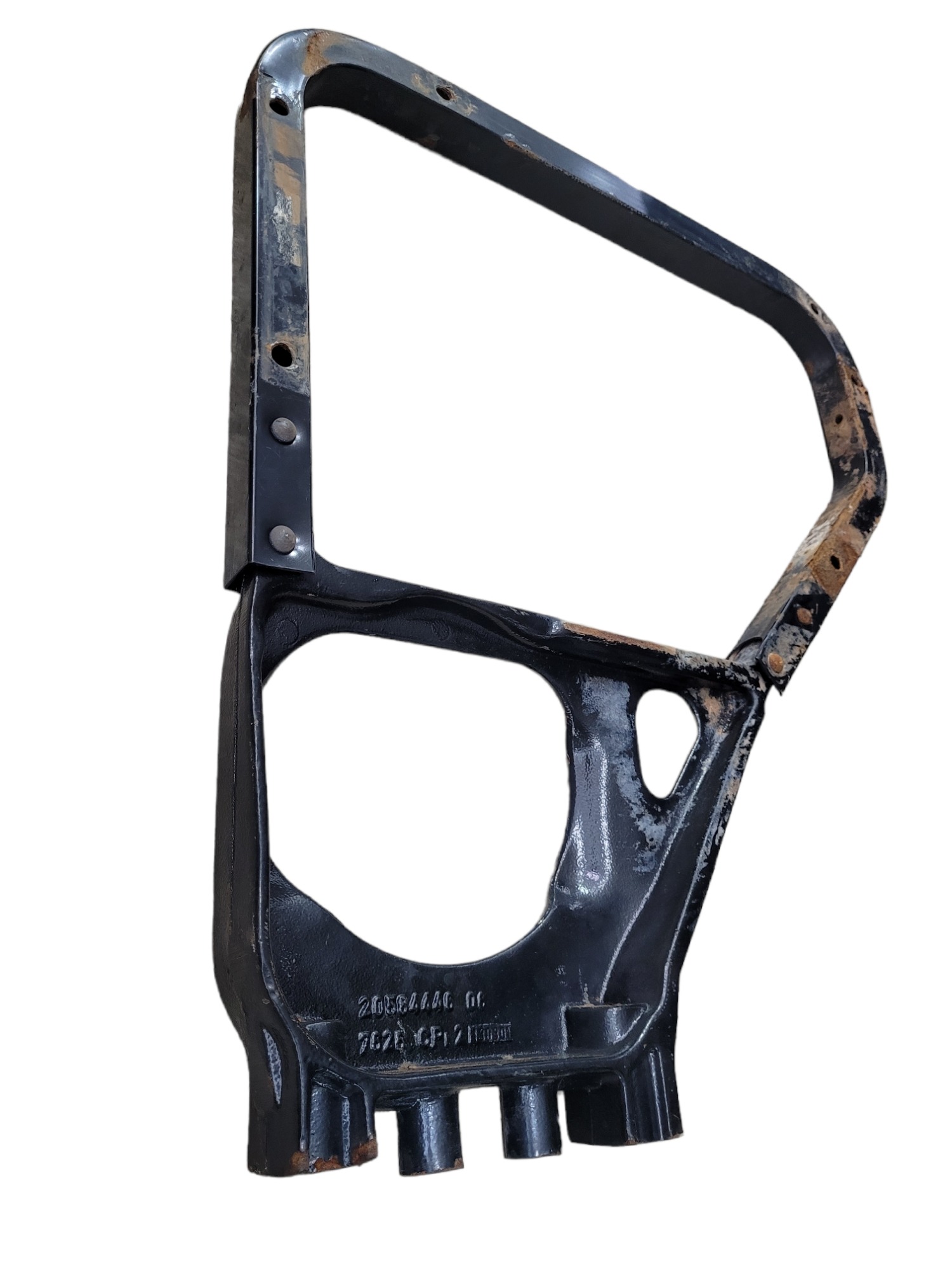 Suporte Tanque Arla Direito Volvo 20584446 1